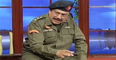 Hasb E Haal Azizi As Police Officer 17th September 2021