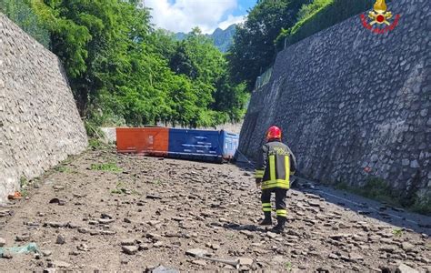 INCIDENTE MORTALE SULLA LECCO BALLABIO CHIUSE LE GALLERIE