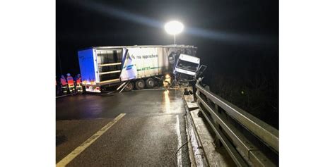 Bourgogne Accident de poids lourd sur l A39 la circulation perturbée