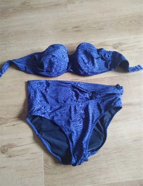 Se produkter som liknar Bikini Fantasie bh 80DD och t på Tradera