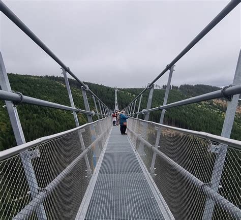 Sky Bridge 721 to najdłuższy most wiszący na świecie i znajduje się w