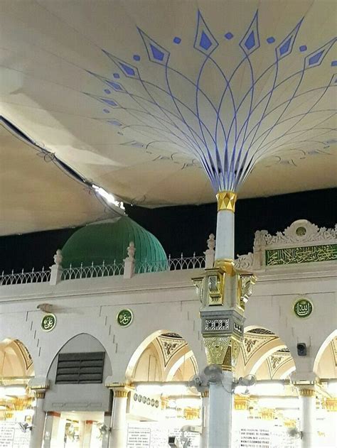 Musjid un Nabawi. Green dome and umbrellas | Makkah, Mecca wallpaper ...