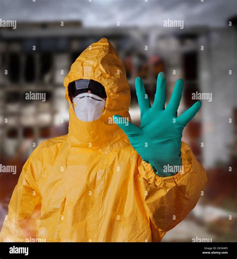 Yellow Hazmat Suit Hi Res Stock Photography And Images Alamy