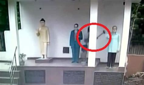 Gurugram: BSP founder Kanshi Ram’s statue vandalised (Video) | India.com