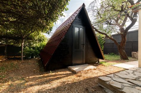 Cabin House - Camp Meteor