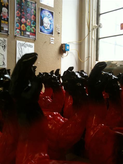 J ME ε Mutant Vinyl Hardcore Red Demon Ollie