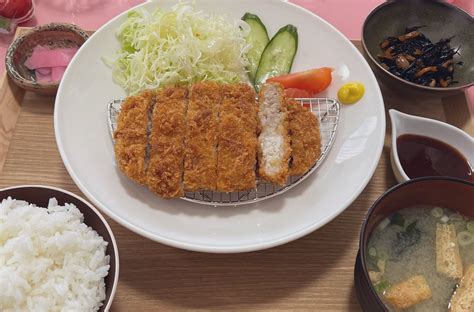 みんなの「なないろ とんかつ」 口コミ・評判｜食べたいランチ・夜ごはんがきっと見つかる、ナウティスイーツ