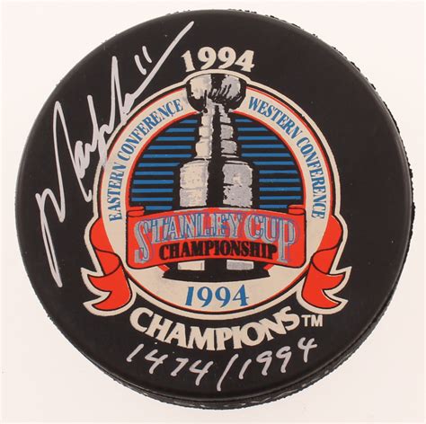 Mark Messier Signed LE Rangers 1994 Stanley Cup Champions Logo Hockey ...