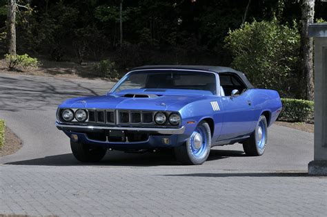 Plymouth Hemi Cuda Convertible Takes $3.5 Million At Auction [Video ...