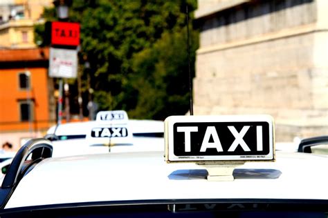 Taxis In Rome Italy Tours By Foot