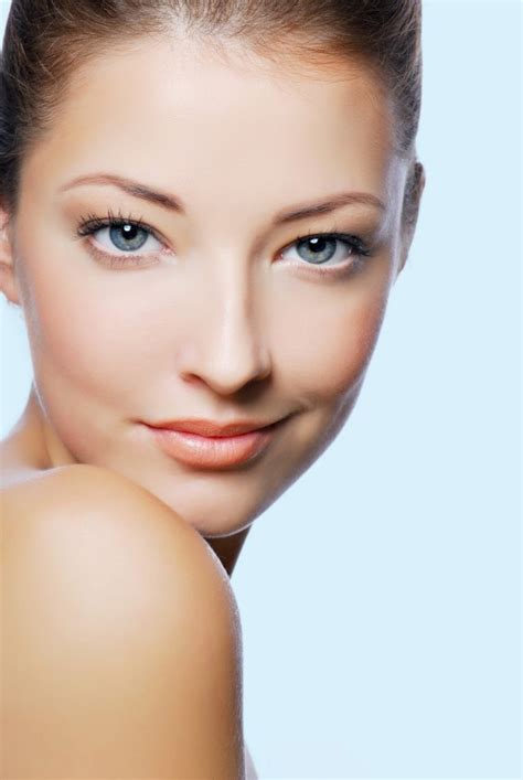 What is the difference between combination and oily skin? - Captivating ...