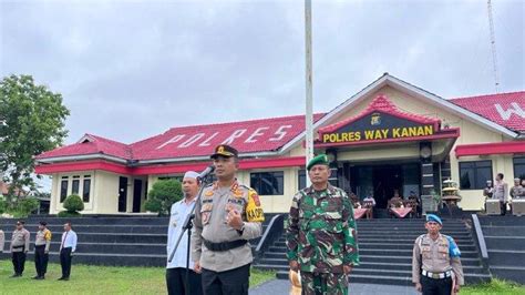 Polres Way Kanan Polda Lampung Apel Gelar Pasukan Operasi Lilin