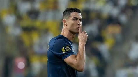 Cristiano Ronaldo responds to Lionel Messi taunts after mocking rival's ...