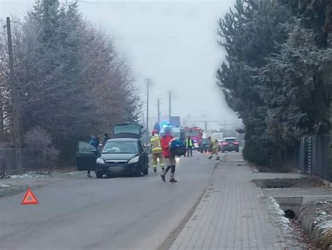 Wypadek w Rudnej Małej Zderzenie dwóch samochodów