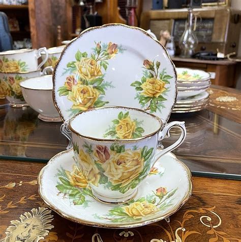 Royal Albert Tea Rose Teaset Collector S World