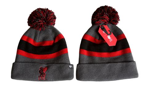 Liverpool Fc Czapka Zimowa Z Pomponem Oficjalna 47 Kibicfanshop Pl