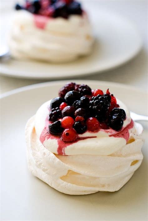 Mini Pavlovas — Rezepte Suchen