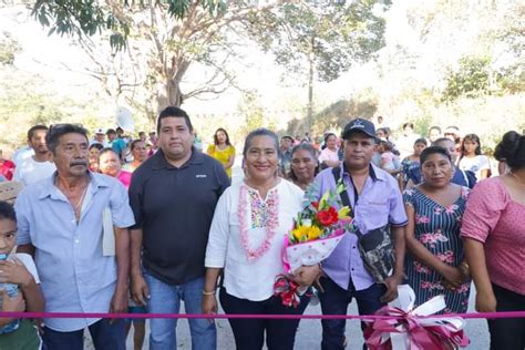 Entrega Abelina Pavimentaci N De Calles En La Zona Rural Enterado Mx