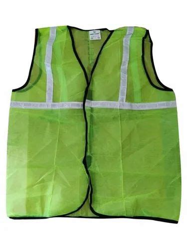 Without Sleeves Plain Green Polyester Reflective Safety Jacket For Construction Size Large At