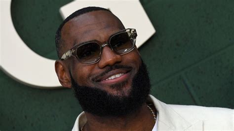 L Gendaire Lebron James Bat Le Record De Points En Nba Et D Passe