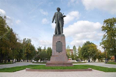 Mosc Rusia 29 De Septiembre De 2021 Monumento Al Pintor Ruso Ilya