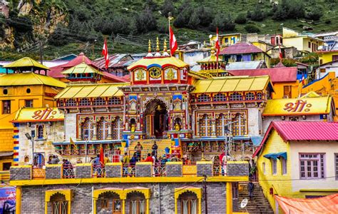 Badrinath temple - PixaHive