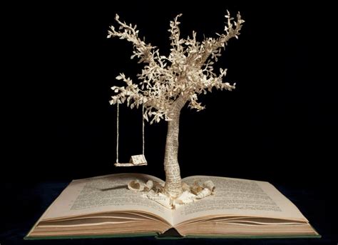 Des Sculptures De Livres D Chir S Par Jodi Harvey Brown Tout Rien