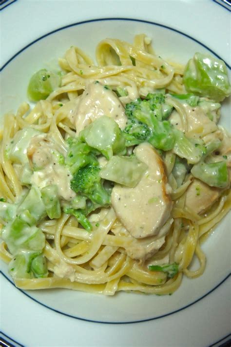 Savory Sweet And Satisfying Lemon Fettuccine Alfredo With Chicken And Broccoli