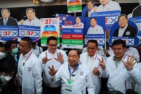 Bangkok Post Pheu Thai Pain As Utn Bags Campaign No