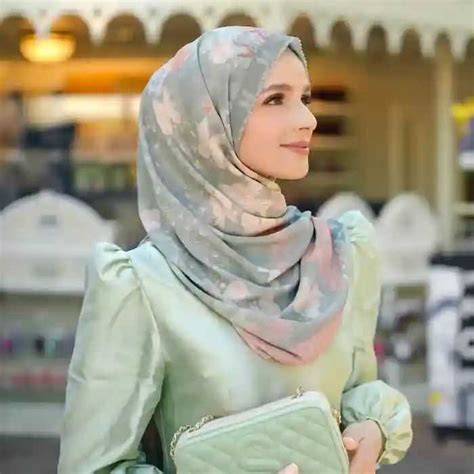 Warna Kerudung Yang Cocok Untuk Baju Hijau Mint