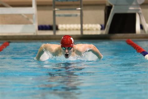 Swim and Dive Team Finding Early Season Success - Hingham Anchor