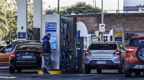 El Precio Del Combustible En Argentina Queda Congelado Hasta El 31 De