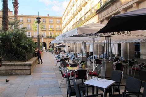 Cae Un El Gasto Medio De Los Vascos Durante Las Vacaciones Respecto