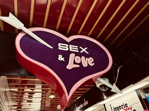 Sex Shop Love Store à Paris 12 75012 rue Lyon 118000 fr