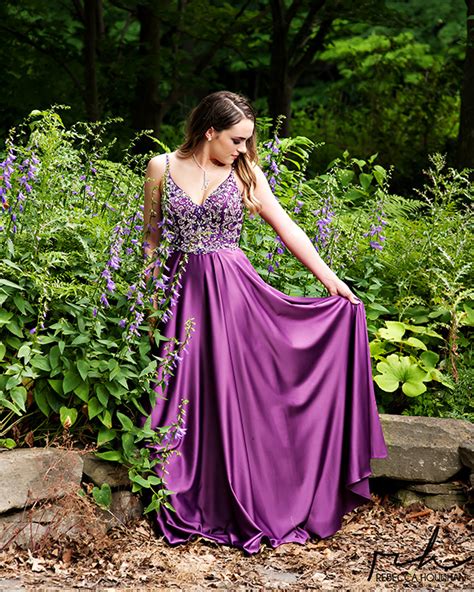 Prom Portraits For High School Seniors {fantastic Finds Mi} Rebecca