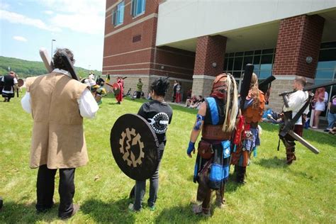 Pin By Lesweldster On Sci Fi Valley Con Sci Fi Sci Academic Dress