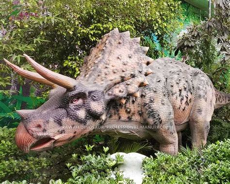 Realistic Dinosaur Animatronic Triceratops Life Size Dinosaur Statue