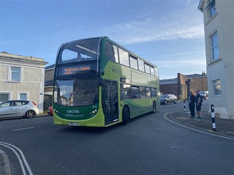 Southern Vectis HW62CZO Former Vectis Blue AD Enviro 400 H Flickr