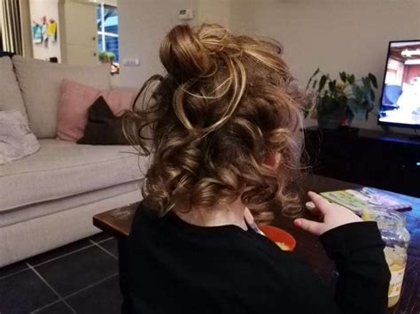 Curly Girl Methode Bij Kinderen Zo Verzorg Je De Krullen Van Je Kind