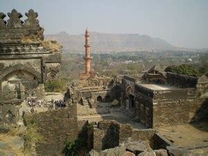 35 Best Forts Historical Places Heritage Sites Near Mumbai