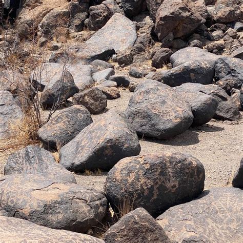 Painted Rock Petroglyph Site And Campground Dateland Az