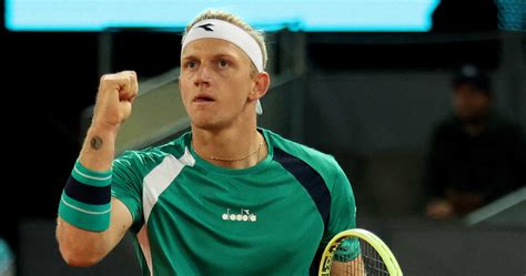 Dubai Davidovich Fokina Through To Second Round Tennis Majors