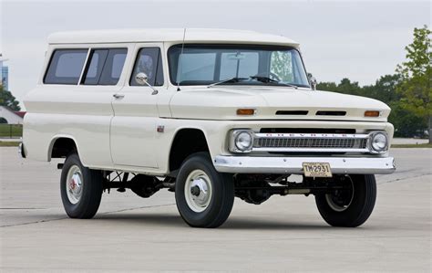 Chevrolet Suburban Gen 5 1960 1966