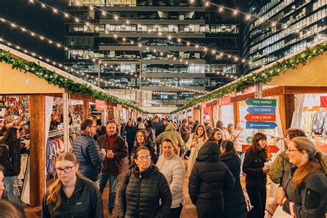 Snowport A Winter Holiday Market Returns To Bostons Seaport