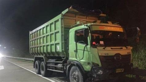 Begal Truk Sadis Jalan Tol Mesuji Bacok Dan Seret Korban Hingga Tabrak