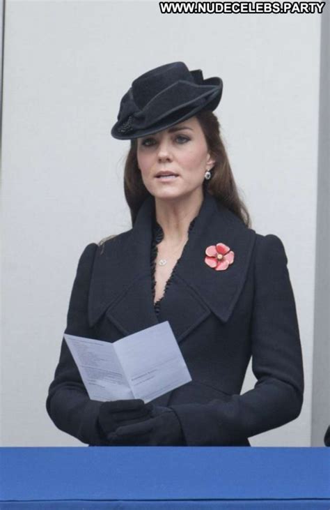 Kate Middleton No Source Upskirt Babe Celebrity Beautiful Posing Hot