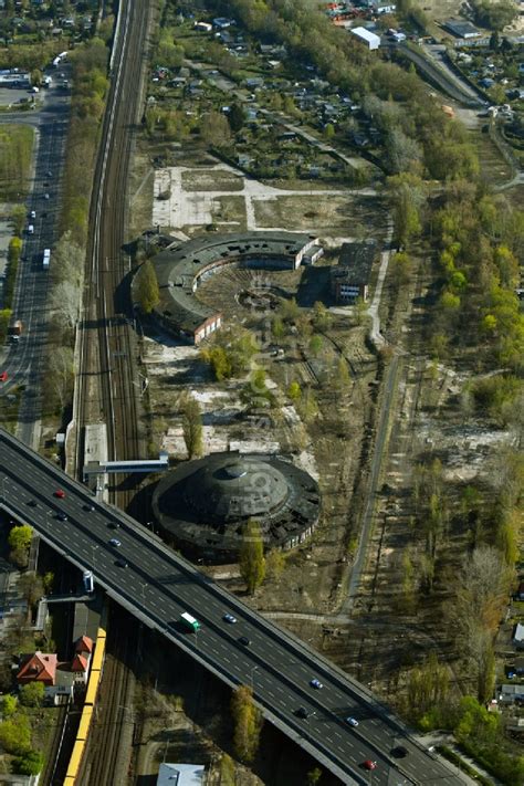 Berlin von oben Flächen und Immobilien auf dem ehemaligen