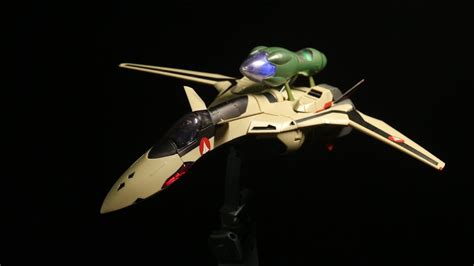 MACROSS PLUS YF 19 Excalibur With Fast Pack Fold Booster Isamu Alva