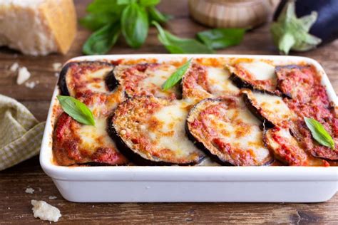 Parmigiana Di Melanzane La Ricetta Semplicissima Tradizionale