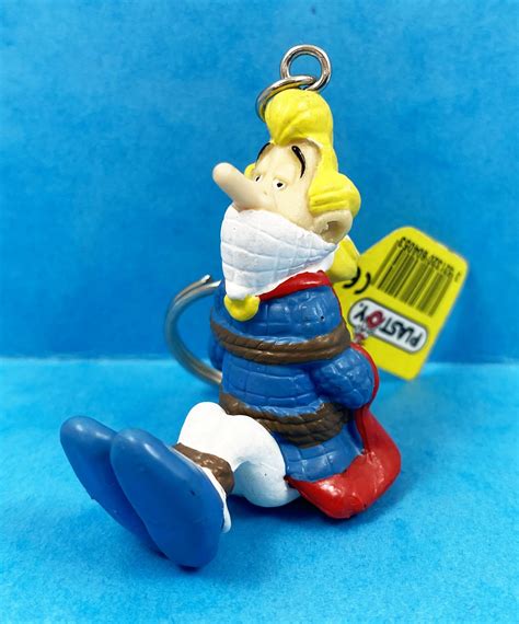 Asterix Figurine Porte clés Plastoy Assurancetourix eBay